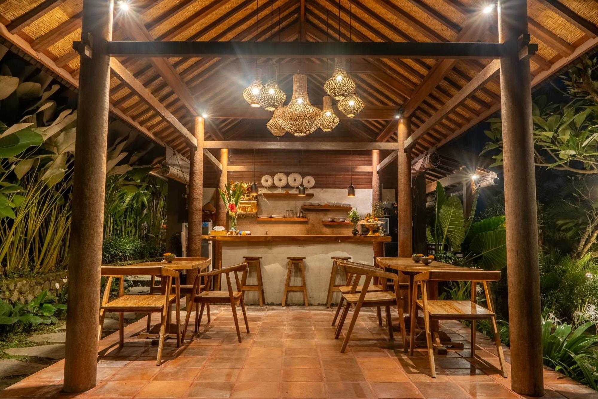 Mahadana Ubud ภายนอก รูปภาพ